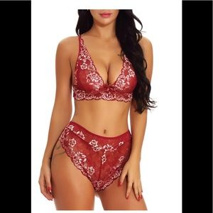 Sexy floral lace lingerie set 🔥